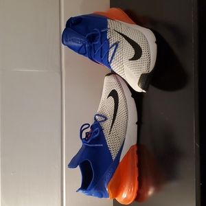 Nike 270 flyknit " Blue Crimson" Size 13